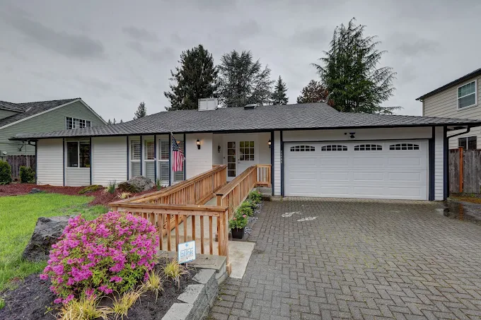 Adoring Angels Adult Family Home LLC photo